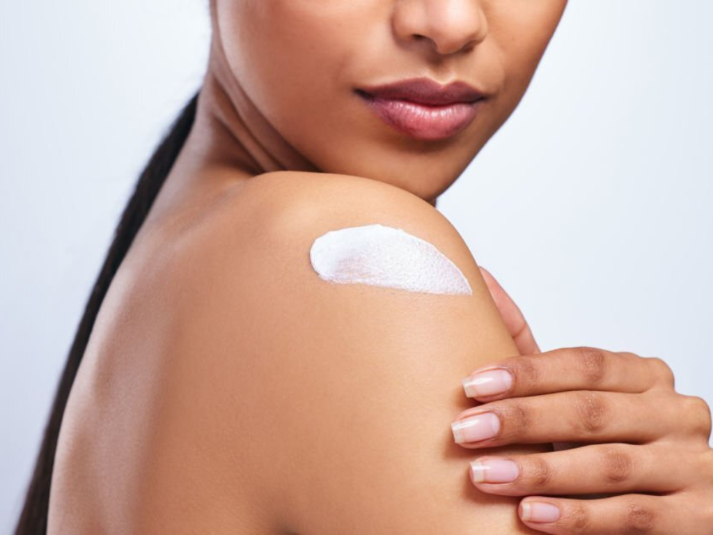 Cream or oil, which is a better moisturizer? Here we tell you everything
