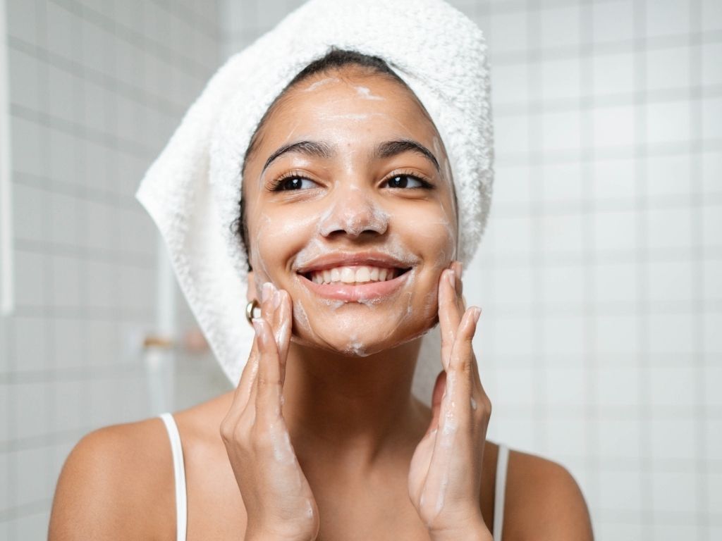 How to clean your face like a pro in only 6 steps