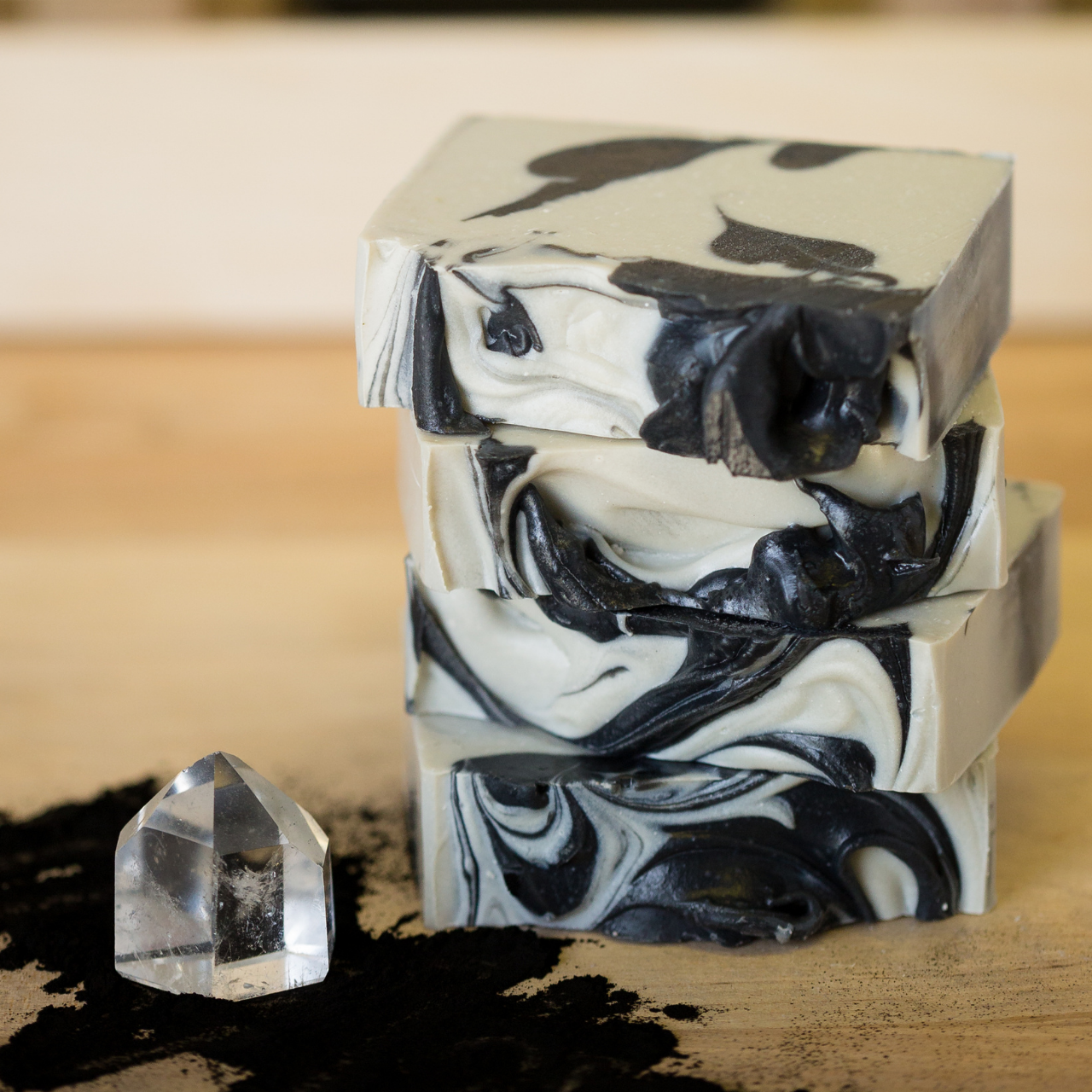 Yang is for the lovers of amber and sandalwood.