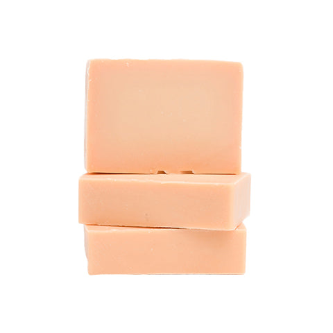 Bakhra Goats Milk - This soap is the ideal blend of sweet grapefruit and uplifting lemongrass.